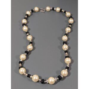 Retro Ivory Color Glass Faux Pearl Black‎ Bead Necklace Classic 22"